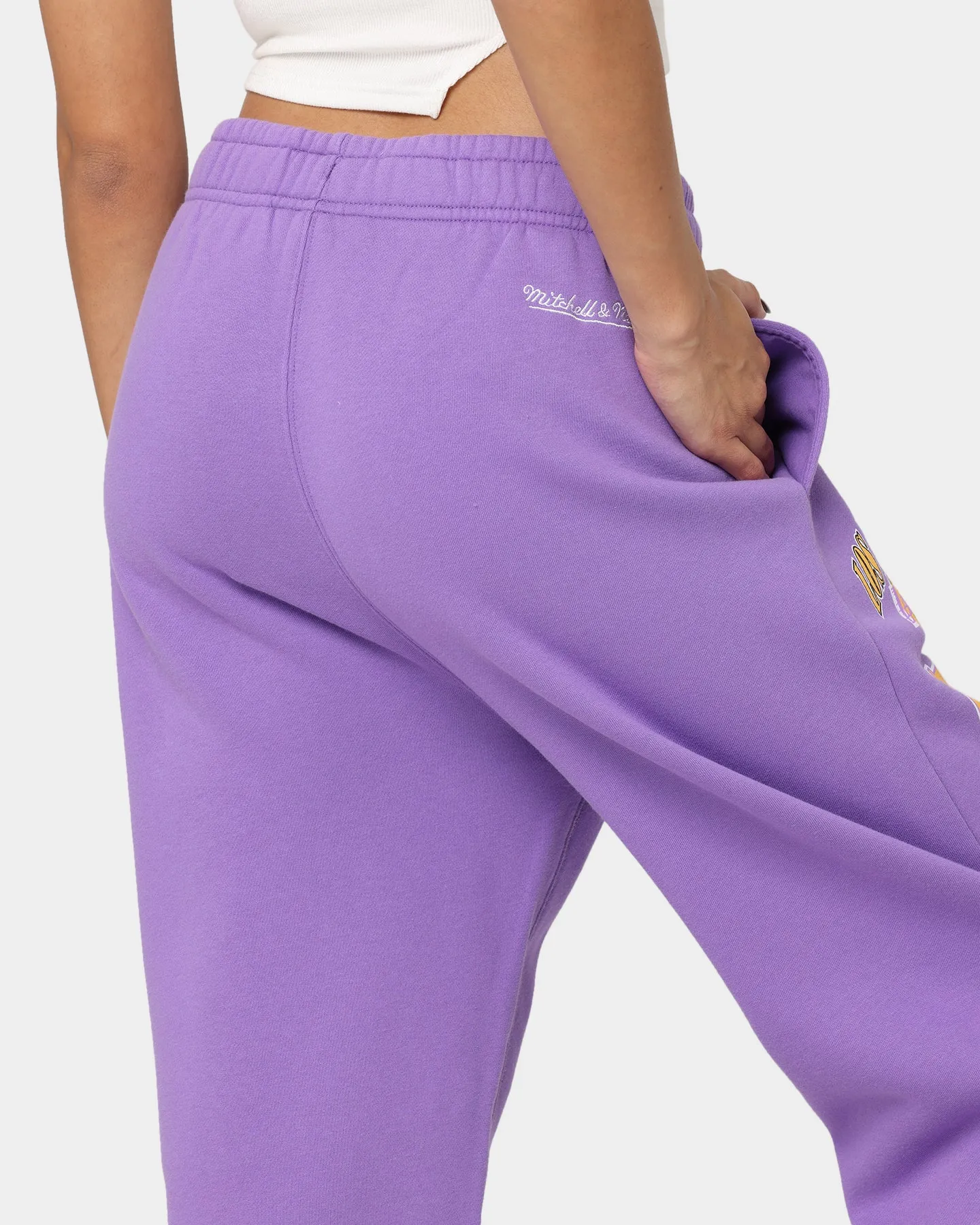 Mitchell & Ness Women's Los Angeles Lakers Arched Logo Sweat Pants Faded Purple